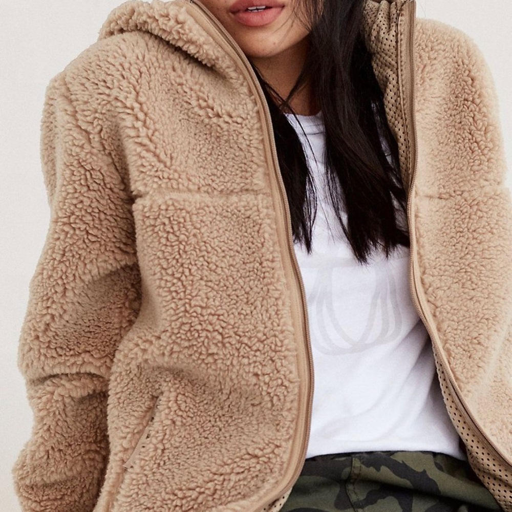 Aritzia TNA Sherpa Zip Hoodie Jacket